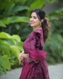 anju-kurian-in-party-wear-velvet-churidar-style-photos-005