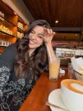 anju-kurian-in-printed-frock-design-ideas-photos-005