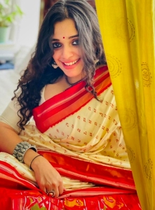 ann-augustine-latest-photo-shoot-in-saree-pics
