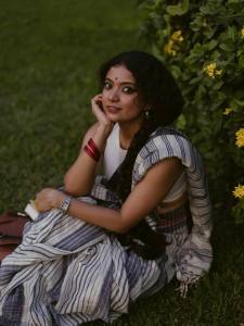 anna-ben-in-saree-with-hair-style-ideas-photos