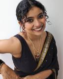 anna-ben-in-black-pattu-saree-with-sleeveless-blouse-005