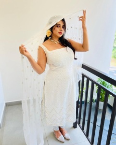 Anna-Reshma-Rajan-latest-photos-in-their-celebrations-001