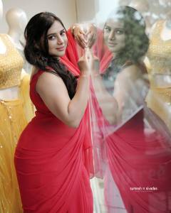 anna-rajan-in-pink-saree-photos-003