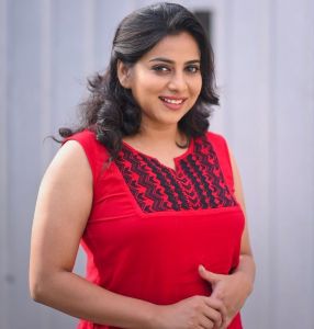 anna-reshma-rajan-latest-photos-in-modern-dress-001