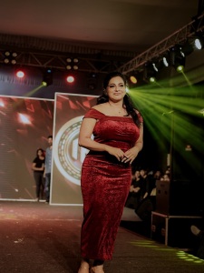 anna-reshma-rajan-latest-photos-in-trending-fashion-006