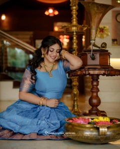 anna-reshma-rajan-latest-photos-in-trending-fashion-011