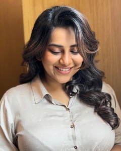 anna-reshma-rajan-latest-photos-without-makeup-002