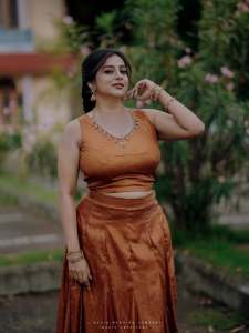 anna-reshma-rajan-viral-photoshoot-photos-006