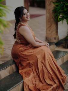 anna-reshma-rajan-viral-photoshoot-photos-007