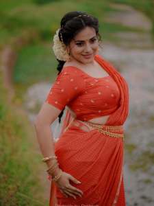 anna-reshma-rajan-viral-photoshoot-photos-012