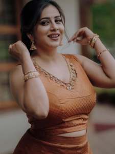 anna-reshma-rajan-viral-photoshoot-photos