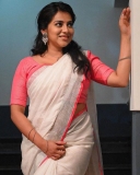 anna-reshma-rajan-latest-photos-in-white-saree-with-pink-blouse-001