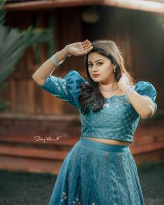 ansiba-hassan-in-black-saree-photoshoot-003