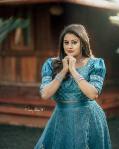 ansiba-hassan-in-black-saree-photoshoot-006