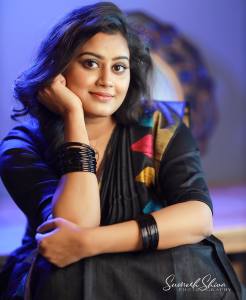 ansiba-hassan-in-black-saree-photoshoot-022