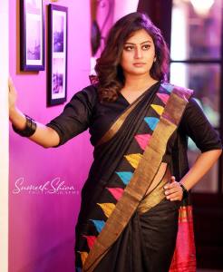ansiba-hassan-in-black-saree-photoshoot-027