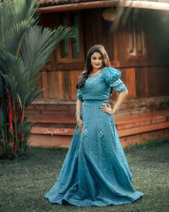 ansiba-hassan-in-black-saree-photoshoot