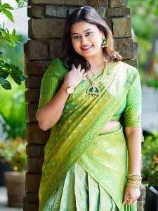 ansiba-hassan-in-half-saree-look-photos-004