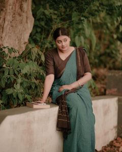 ansiba-hassan-in-saree-photoshoot-005