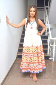 anu-emmanuel-images-555-00734