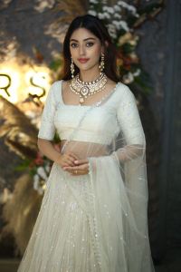 Actress Anu Emmanuel launches SR Jewellery Exclusive Studio at Banjara Hills Photos