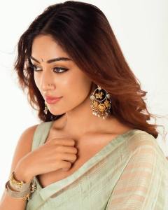 anu-emmanuel-latest-photo-update-008