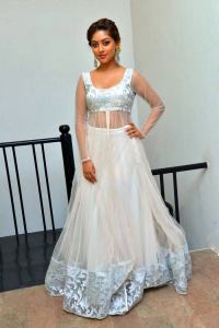 anu-emmanuel-latest-photos-111-00444
