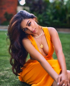 anu-emmanuel-new-photo-shoot-pics-07-001