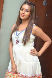 anu-emmanuel-pics-222-00598