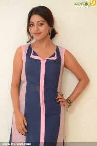 manju-warrier-latest-stills-50087