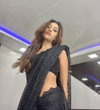 anu-emmanuel-black-saree