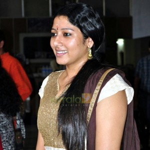 5727actress_anu_latest_pics_22-003