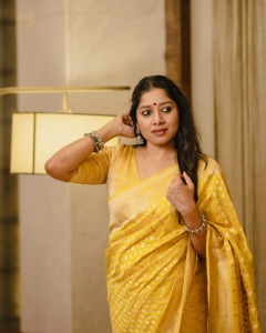actress-anumol-in-mango-yellow-colour-saree-photos-008