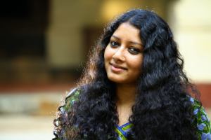 actress-anumol-latest-photo0921-00689