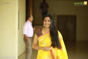 actress-anumol-latest-photos-01315