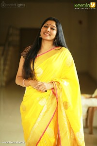 actress-anumol-latest-photos-03012