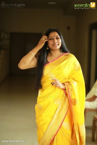 actress-anumol-latest-photos89