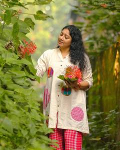 actress-anumol-new-onam-2023-photoshoot