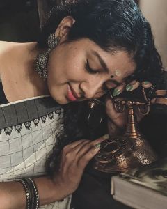 actress anumol new photos 0421-004