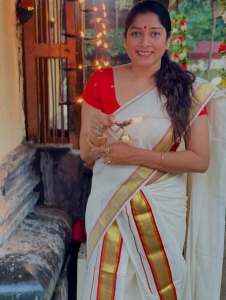 actress-anumol-trending-fashion-ideas-photos-005