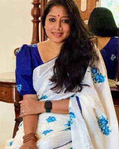 anumol-actress-new-photos-instagram