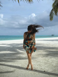 anumol-bold-and-stunning-look-photos-001