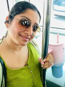anumol-bold-and-stunning-look-photos-009