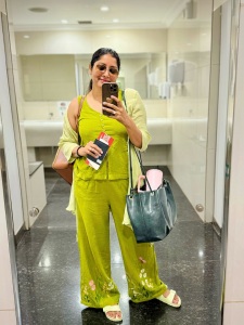 anumol-bold-and-stunning-look-photos-010