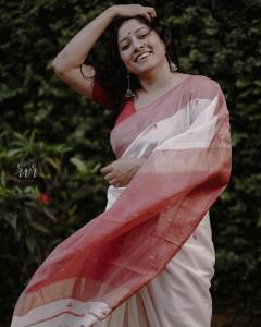 anumol-in-cotton-saree-photos-006