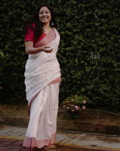 anumol-in-cotton-saree-photos-008