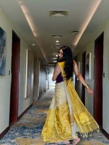 anumol-in-trending-blouse-design-with-saree-drape-photos-005