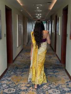anumol-in-trending-blouse-design-with-saree-drape-photos-008