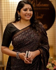 anumol instagram photos6754-015