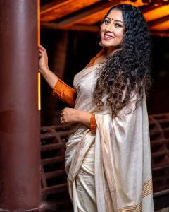 anumol-latest-photos-in-saree-006